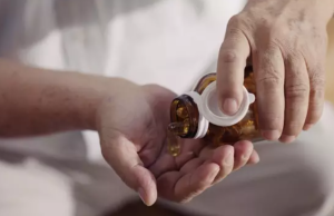 Doctors issue warning to anyone who takes popular supplement after discovering link to ‘silent ki.ller’